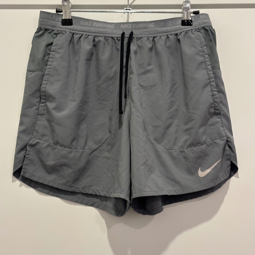 Nike Running Mens Gray Ripstop Athletic Training Shorts Zippered Back Pocket